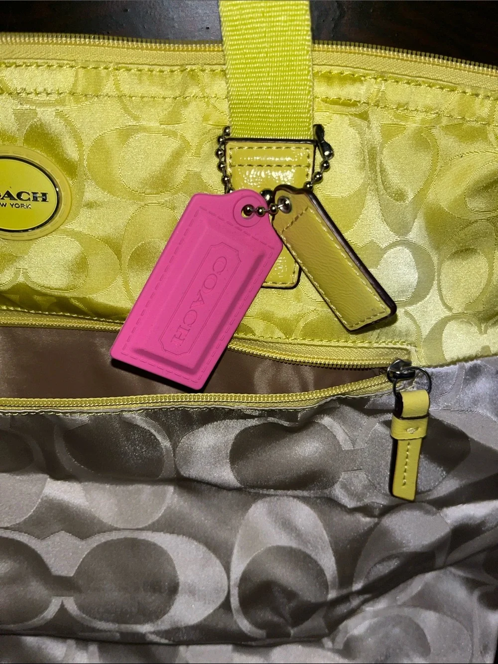 Coach Two-Tone Yellow and Ivory Signature Tote with Pink Hangtag - Picture 2 of 6